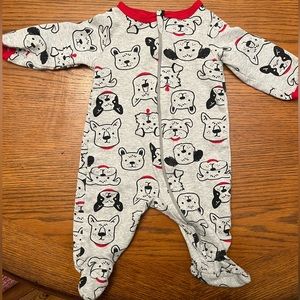 Boys grey and red dog print onesie in great shape
